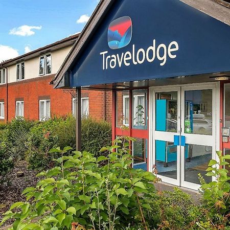 Travelodge Manchester Birch M62 Eastbound Heywood Exterior photo